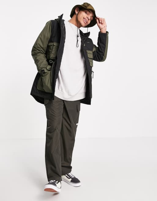 Vans scottsdale MTE coat in black and grape leaf