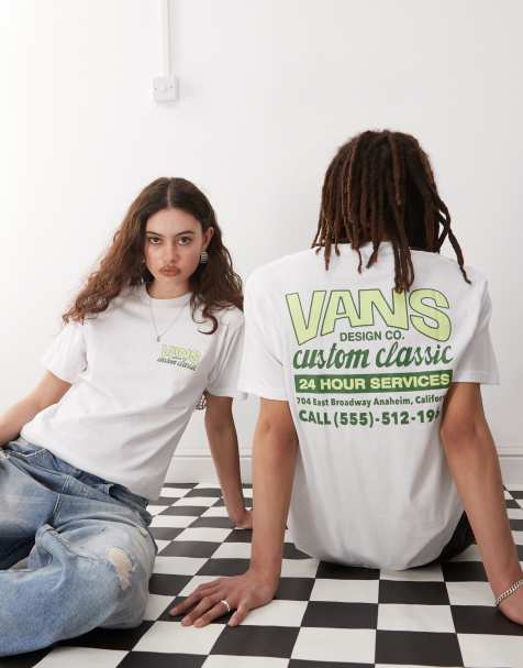 Vans shop front back print t-shirt in white - view 1