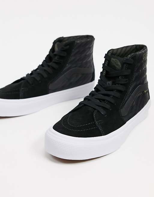 Vans - SK8-Hi - Sneakers in Gore-Tex nere e bianche Vans - SK8-Hi - Sneakers in Gore-Tex nere e bianche