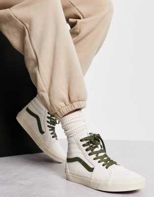 Vans SK8-Hi trainers in marshmallow with dark green stripe-Neutral