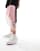Thumbnail 1 van 5