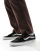 Thumbnail 1 van 5