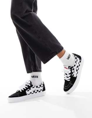 Vans - SK8 - Niedrig geschnittene Sneaker in Schwarz mit Schachbrettmuster