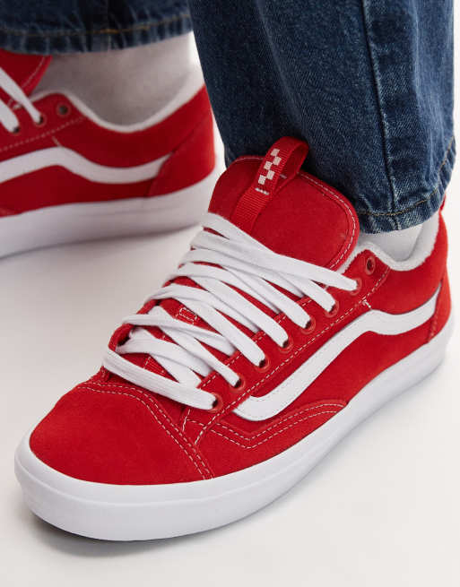 Vans Skate Old Skool 36 trainers in red and white, 3 of 5