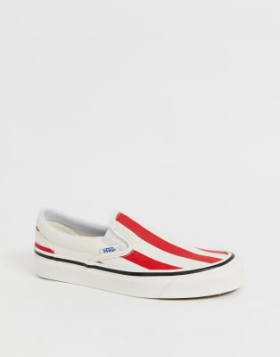 vans red stripe