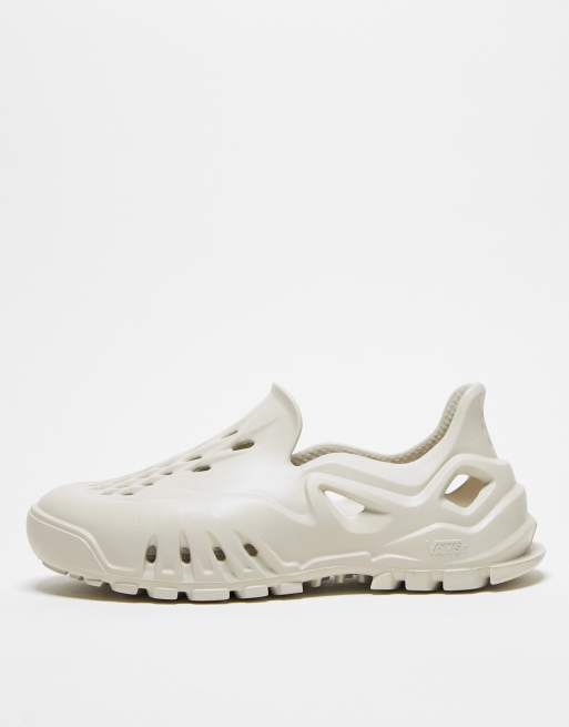 Vans Slip On AMZN Pacu sneakers in beige