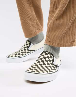 vans slip on checkerboard plimsolls in black