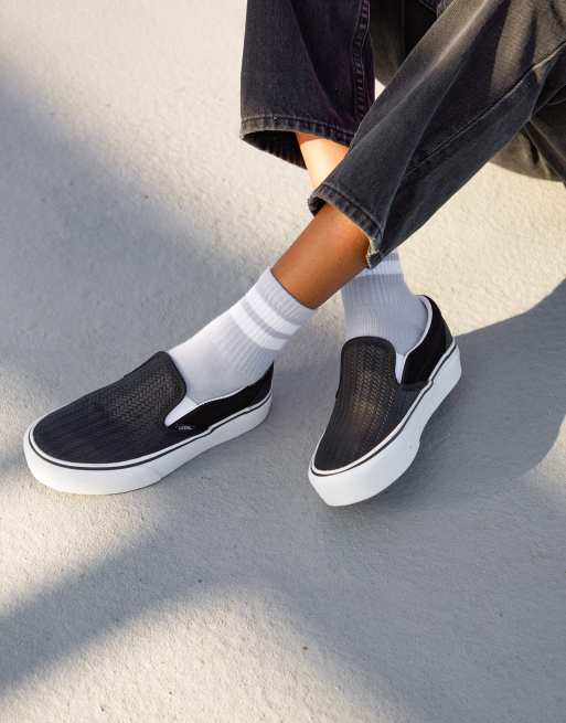 Black platform hotsell slip on vans