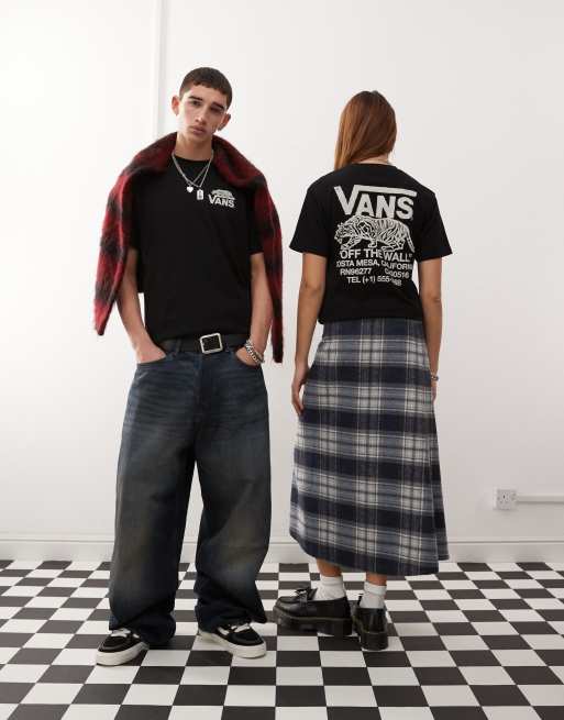 Vans - Sneaky - T-shirt met print op de achterkant in zwart
