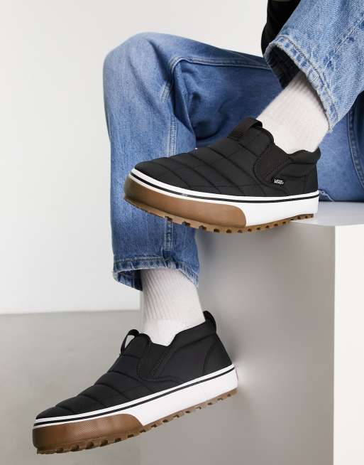 Vans – Snow Lodge – Svarta kviltade sneakers i toffelstil 