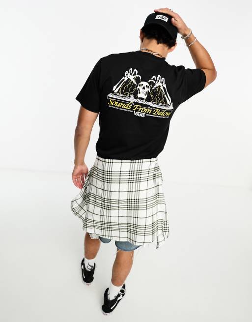 Vans - Sounds From Below - T-shirt met print op de rug in zwart