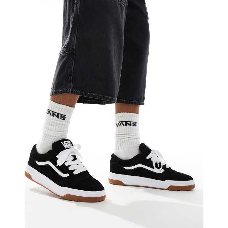 Vans Speed sneakers with white details in all over black | ASOS
