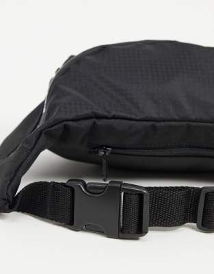 black vans fanny pack