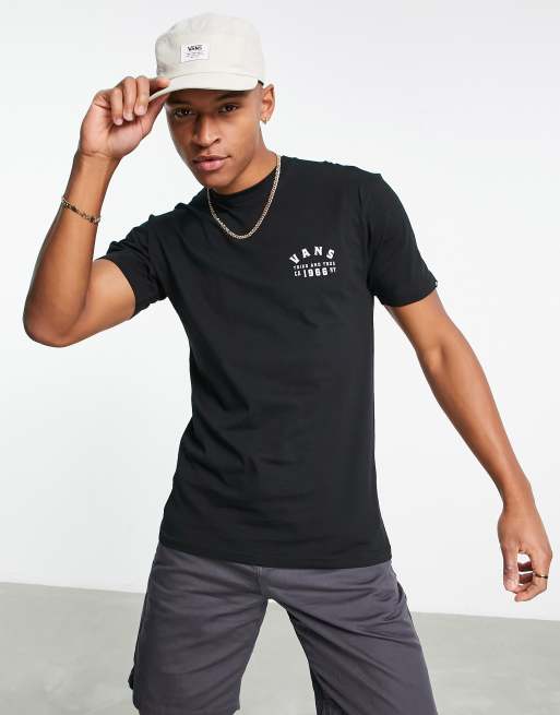 Vans Striked back print t-shirt in black