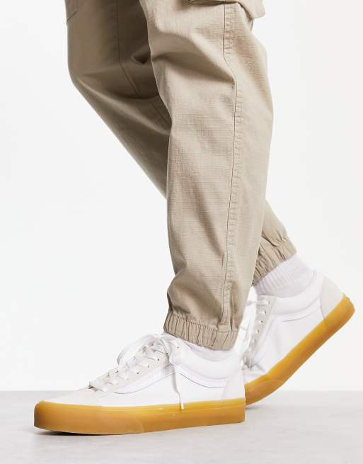 Vans style 36 trainers in white with gum sole