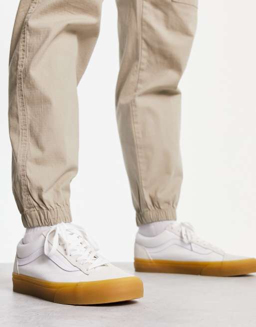 Mens white vans outlet gum sole