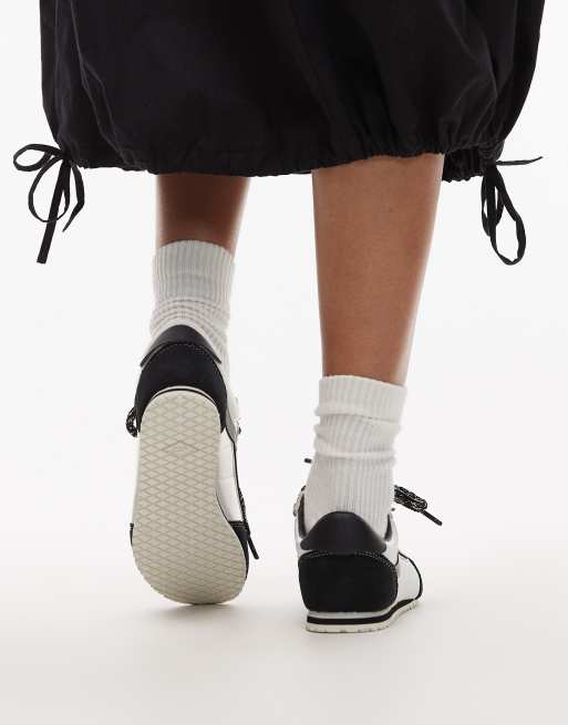 Vans Super Lowpro satin trainers in black and silver, 3 of 5