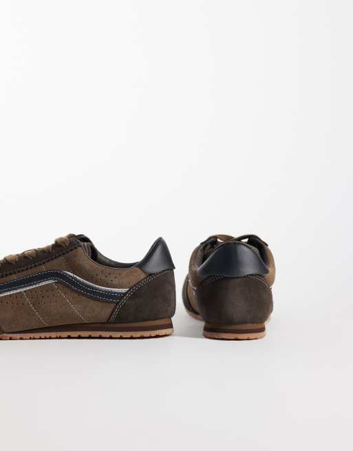 Vans Super Lowpro sneakers in brown, 2 of 5