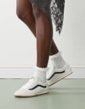 [Vans] Vans Super Lowpro suede Terrace sneakers in off white 38 Off white