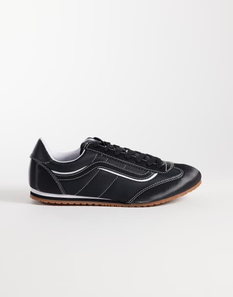 Vans Super Lowpro trainers in black - view 1