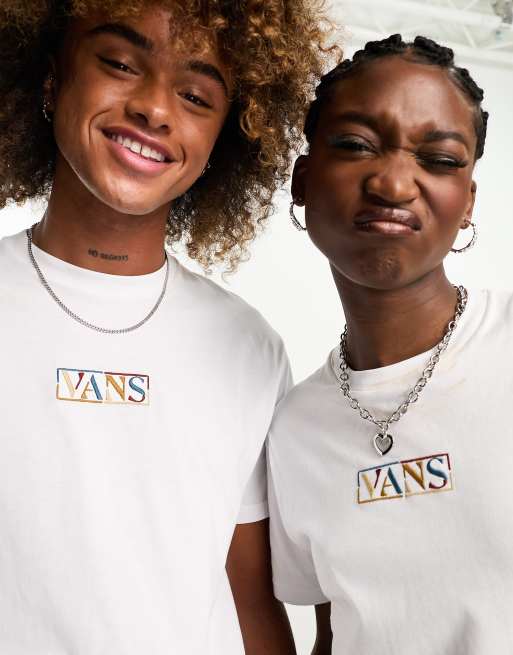 Vans T Shirt in WeiB mit buntem zentriertem Logo ASOS