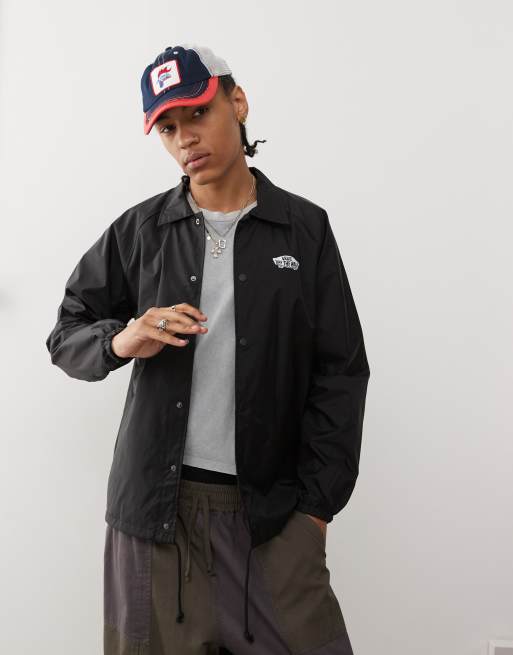 Vans – Torrey – Czarna kurtka coach z logo na lewej piersi