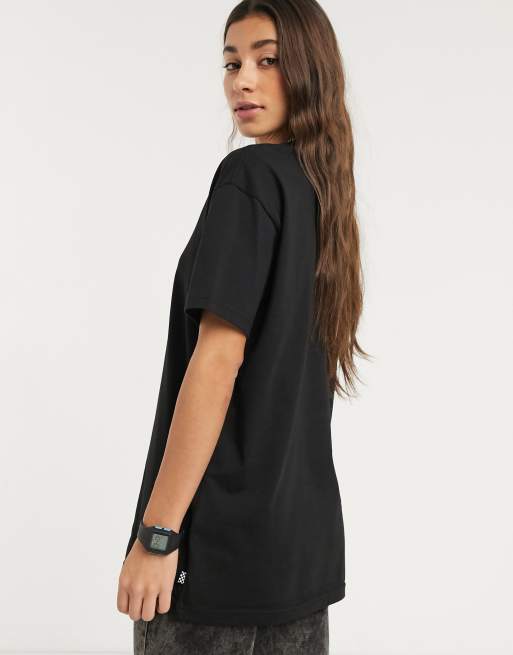 Vans – Tylko w ASOS – Czarny t-shirt oversize z logo na piersi, 2 z 4
