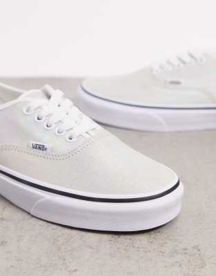 vans ua authentic white