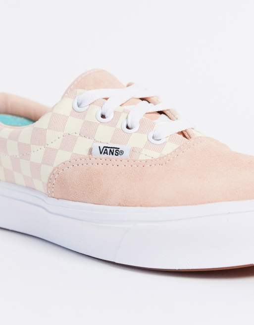 opwinding duizelig Turbine Vans - UA ComfyCush Era - Baskets à motif damier - Rose clair | ASOS