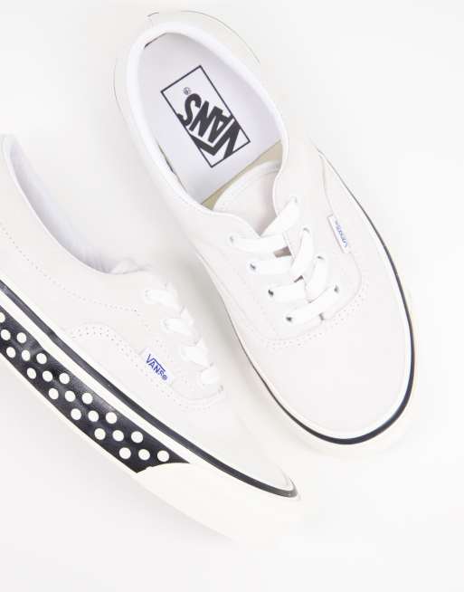 Vans - UA Era 95 - Baskets en daim avec semelle à pois - Blanc, 2 de 4