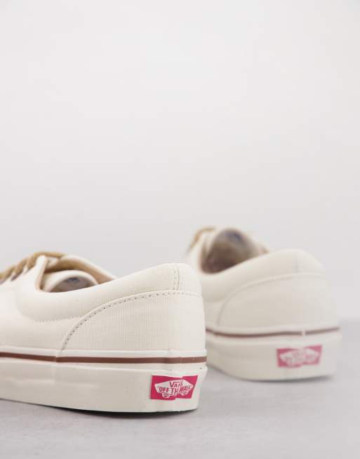 Vans white 2024 and tan