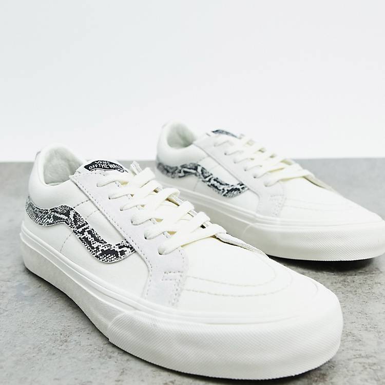 Vans – UA Low Reissue Old Skool – Sneaker mit Schlangenmuster in Weiß | ASOS