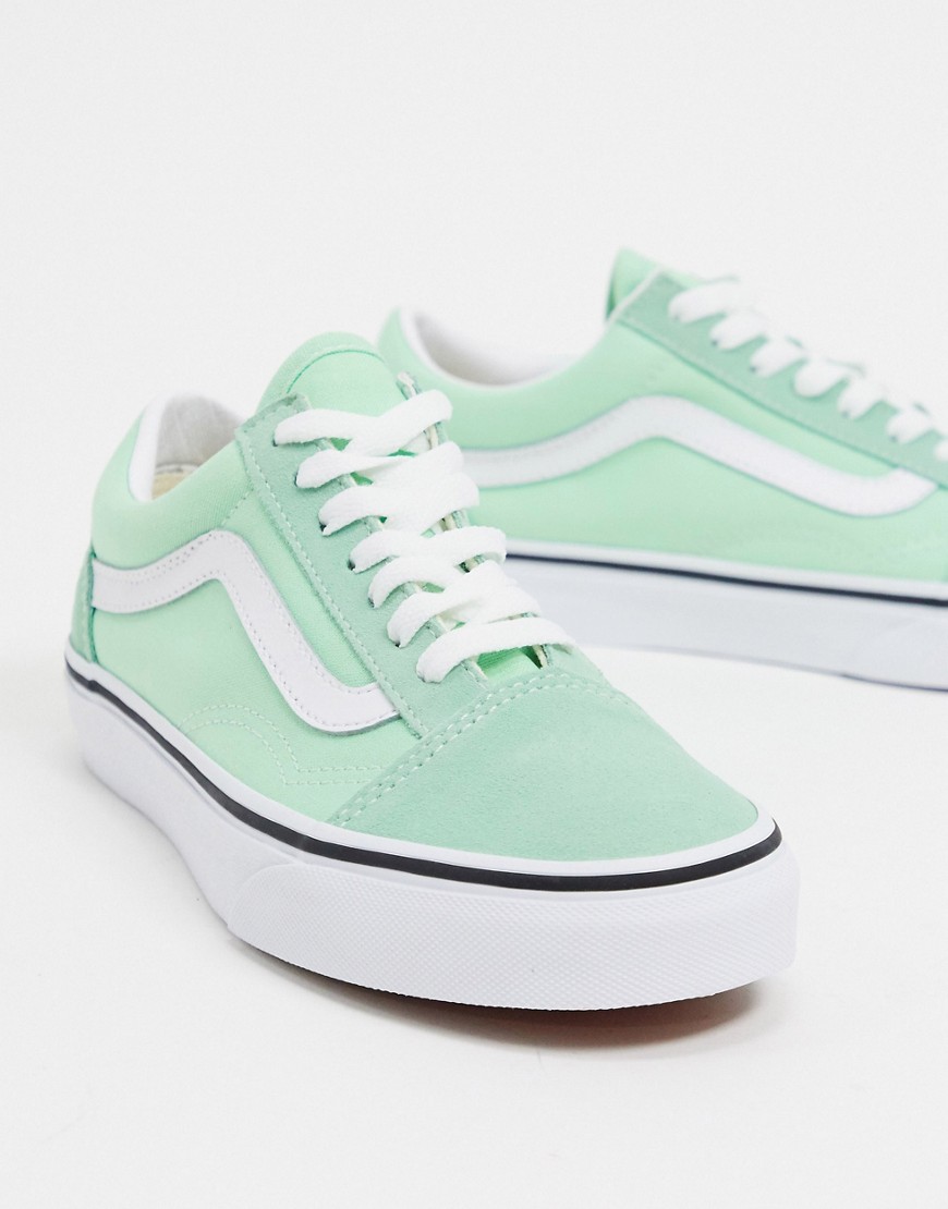 Vans – UA Old Skool – Gröna och vita sneakers