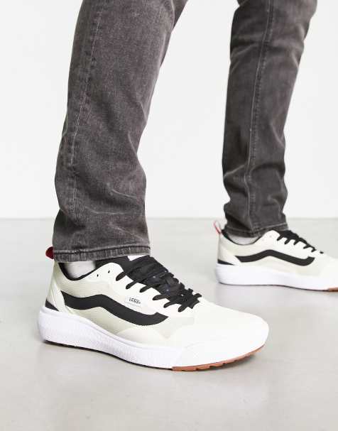 Vans Ultra Range sneakers in white and black - view 1