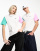 Thumbnail 1 van 4