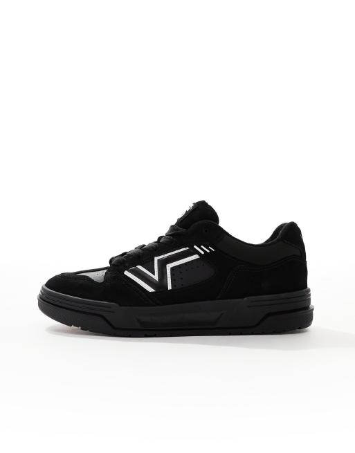 Vans – Upland – Svarta grova sneakers i mocka med vita detaljer, 2 av 5