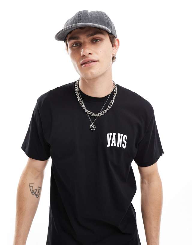 Vans - varsity small logo short sleeve t-shirt in black