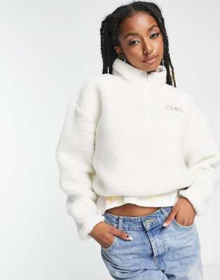 Vans - Warm-Up - Cropped-Jacke aus Sherpa-Fleece in Wollweiß mit kurzem Reißverschluss