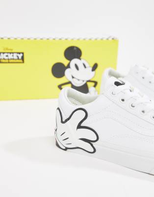 vans old skool x disney