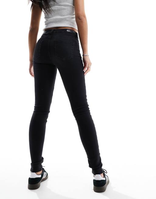 Vaqueros ajustados de cintura media en negro blush de Only  , 2 de 5