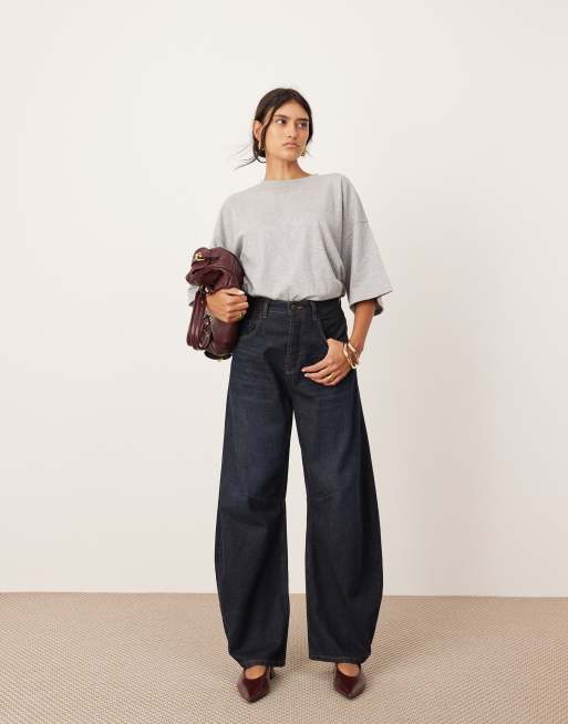 Vaqueros azul añil de pernera barrel y talle alto Sydney de ASOS EDITION