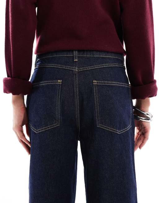 Vaqueros azul añil de pernera recta y talle alto con pespuntes en contraste de Miss Selfridge, 5 de 5