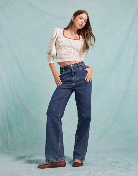 Vaqueros azul añil lavado de pernera recta con bolsillo en forma de corazón de Miss Selfridge - view 1