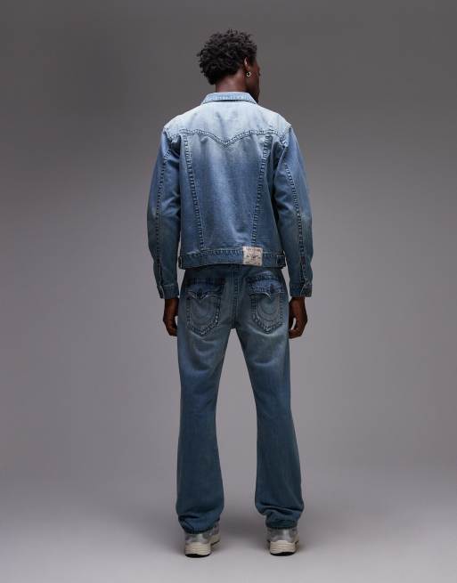 Vaqueros azul lavado holgados con bolsillos de solapa Ricky de True Religion (parte de un conjunto), 3 de 5