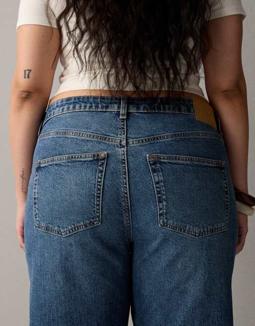 Vaqueros azul medio auténtico cómodos y elásticos de pernera recta de ASOS DESIGN Curve, 4 de 7