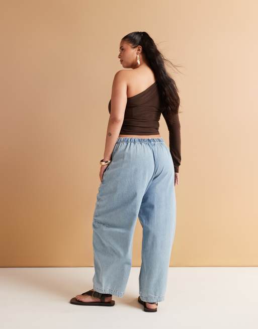 Vaqueros azul medio de estilo harén de tejido suave de ASOS DESIGN Curve, 3 de 5