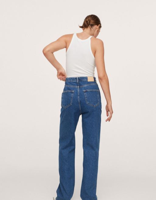 Vaqueros azul medio de talle bajo con diseño cruzado de Mango