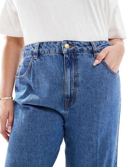 Vaqueros azul medio oscuro de pernera ancha con detalle de pliegue en la parte delantera de ASOS DESIGN Curve, 5 de 5