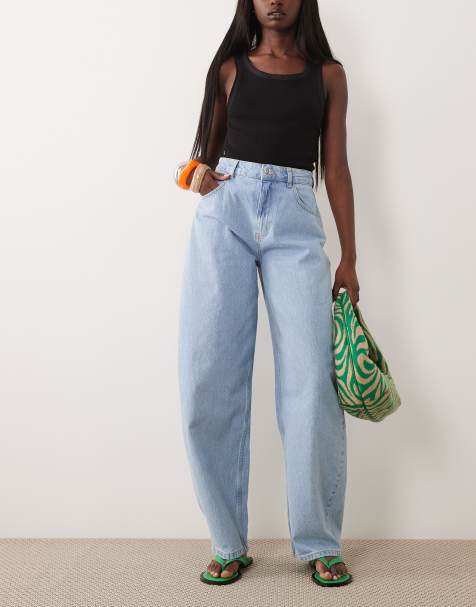 Vaqueros azules de corte barrel de Miss Selfridge - view 1