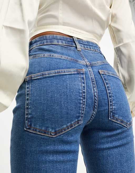 Vaqueros azules de corte pitillo Ultimate de ASOS DESIGN Petite, 5 de 5